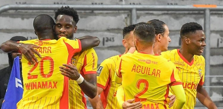 You are currently viewing Lens retrouve le podium