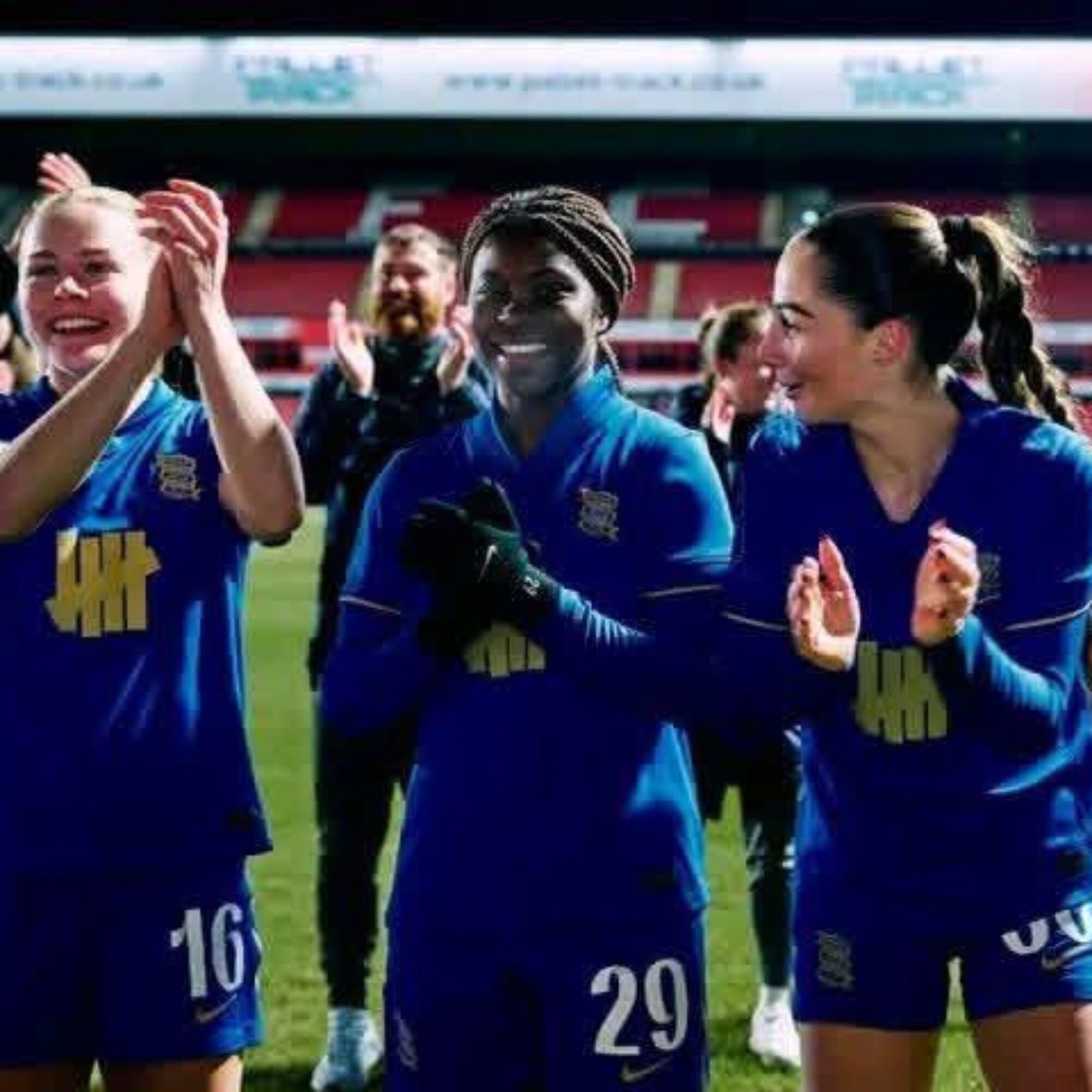Adobe Women’s FA Cup : Batcheba Louis voit double, Birmingham surclasse son adversaire du jour et file en quarts de finale!