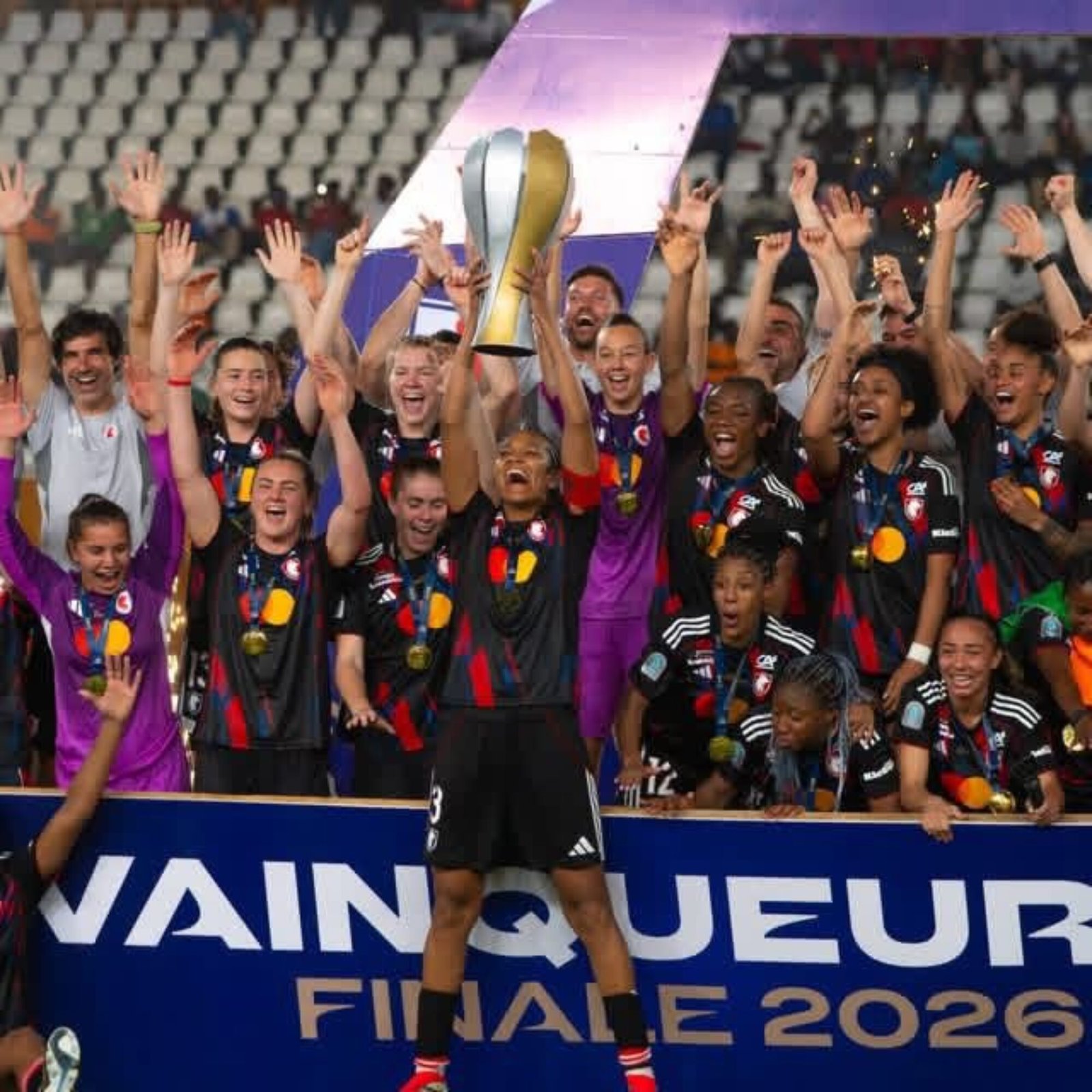 Coupe de la Ligue féminine: Melchie Daëlle Dumornay offre le titre aux Lyonnes!