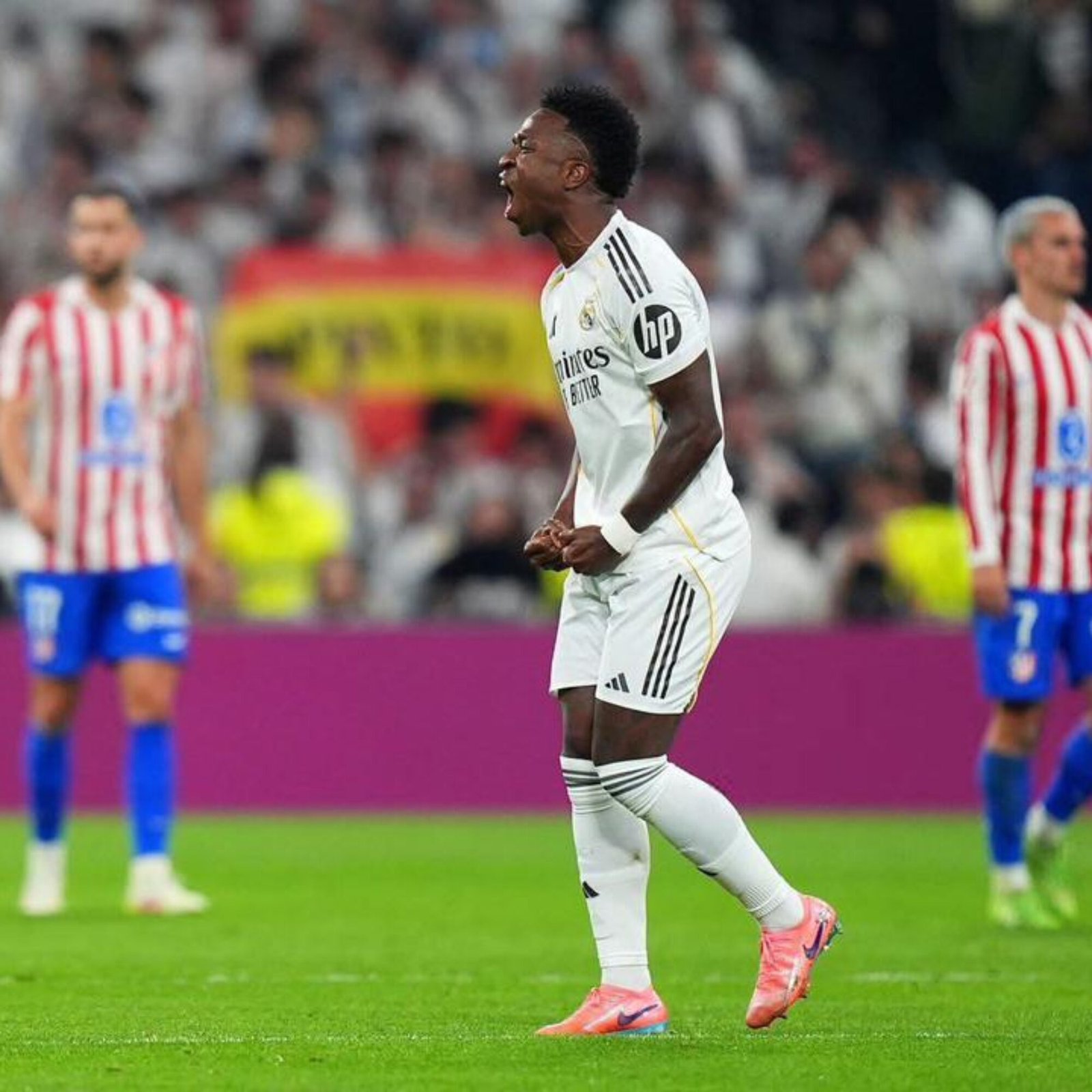 Liga : Le Real Madrid est le vainqueur du Derby de Madrid grâce à un Vinicius déterminant!